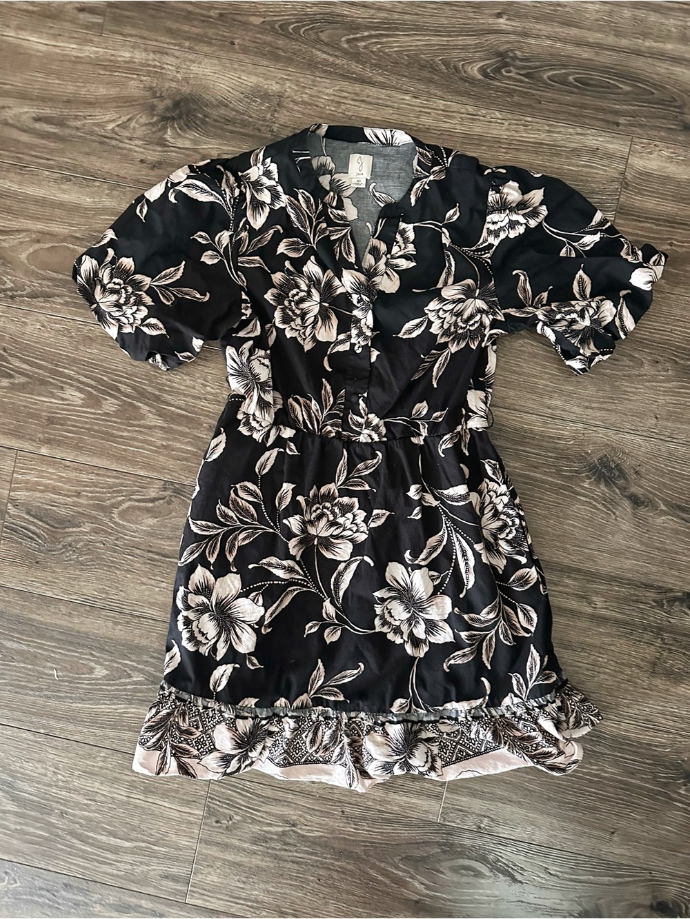 Joie Black and Cream Floral Button-Front Short Sleeve Dress